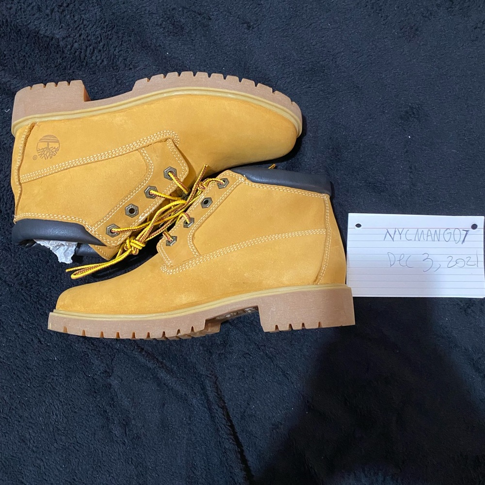 Never worn